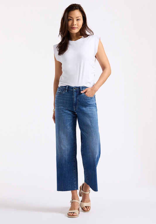 Buffalo Women Tops White Knit Tanks Crew Neckline Sleeveless