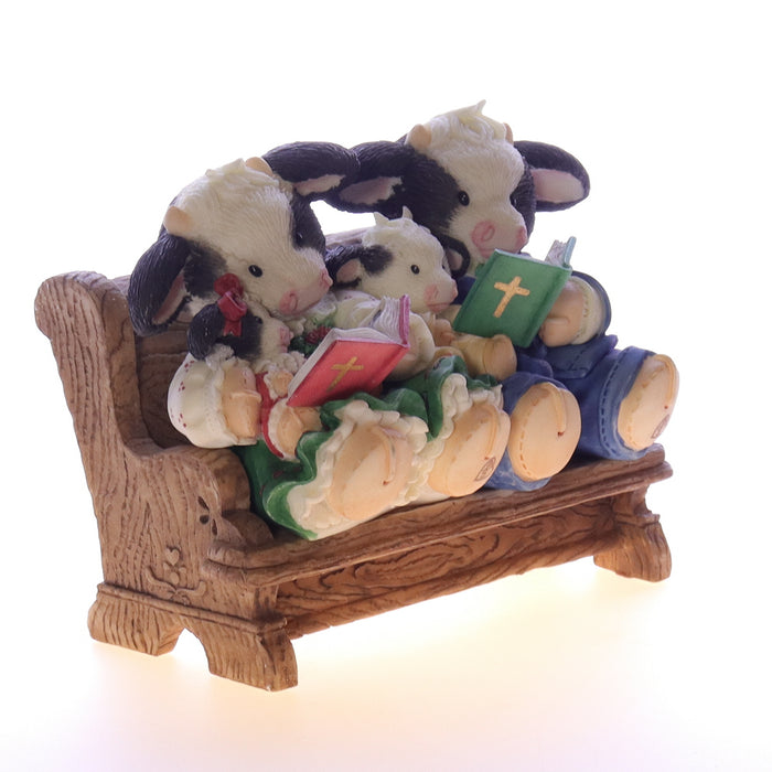 Marys_Moo_Moos_372390A_Famoo-lies_Are_For-heifer_Family_Figurine_1998_Box Front Right View