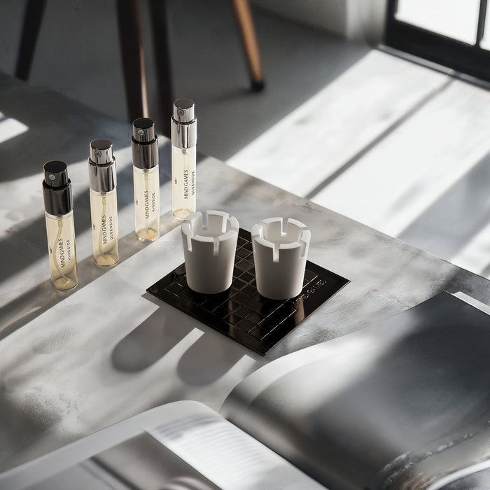 Perfumer Extraordinaire Kingside and Queenside Discovery Set - 4 x 7.5ml Travel Sprays + Ceramic Diffusers